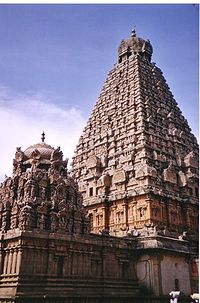 http://upload.wikimedia.org/wikipedia/commons/thumb/4/4e/Thanjavur_temple.jpg/200px-Thanjavur_temple.jpg