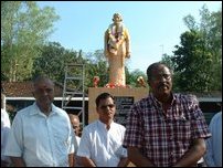 Statue of SJV Chelvanayagam in Vavuniya [photo courtesy TamilNet, March 31, 2006] 