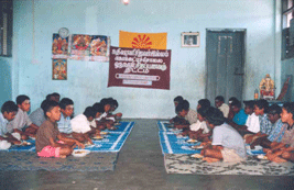 TRO feeds hungry children in Sri Lanka