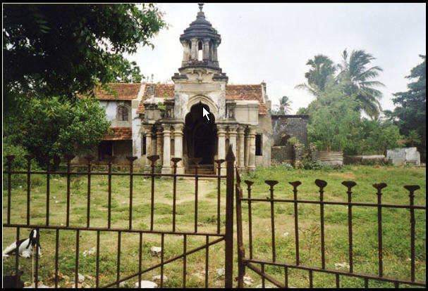 Sangili Thoppu - Jaffna Palace, Sri Lanka, August 2004