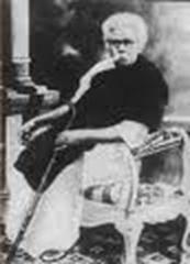 E.V. Ramasamy Periyar, founder of the Dravidian Movement   http://t1.gstatic.com/images?q=tbn:MrfRW94Je4lHbM:http://upload.wikimedia.org/wikipedia/commons/3/3d/Periyar_during_Self_respect_movement.JPG