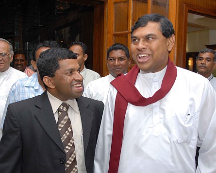 Gothabaya Rajapaksa and Pilliyan Chief Minister Eastern Province Sri Lanka