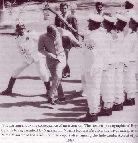 Rajiv Gandhi assaulted 1987 by Sri Lankan sailor