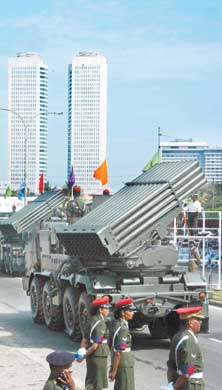 Military parade Colombo 2006