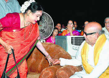 Padmini and Karunanidhi, September, 2006