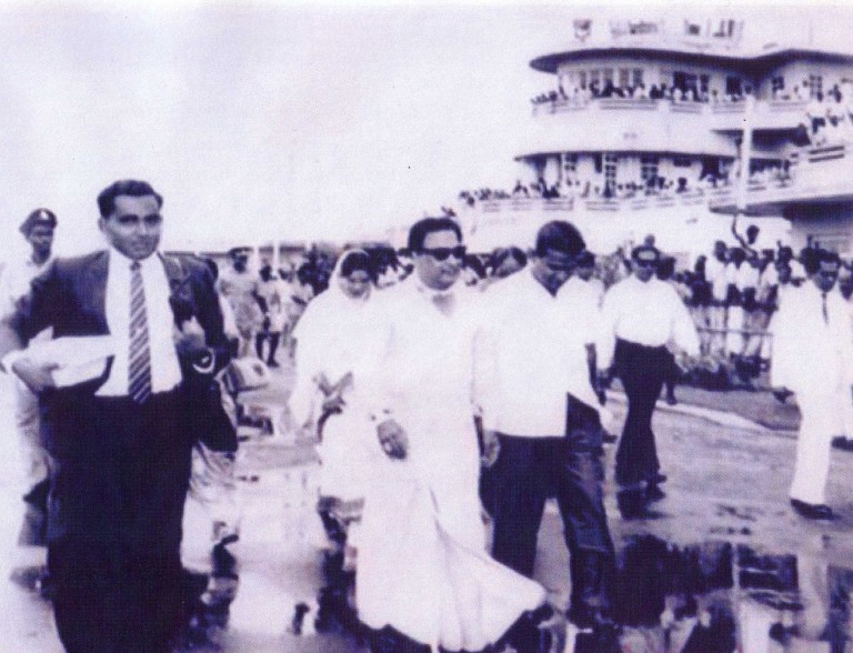 MGR-in-Ratmalana-1965-768x588.jpg